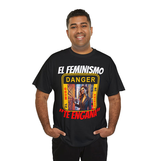 CAMISETA HOMBRE ALFA "EL FEMINISMO TE ENGAÑA".(USA)