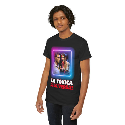 CAMISETA HOMBRE ALFA "LA TÓXICA A LA VERGA".(USA).