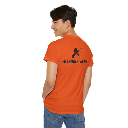 CAMISETA HOMBRE ALFA "SOLTERO DE NUEVO."(USA)